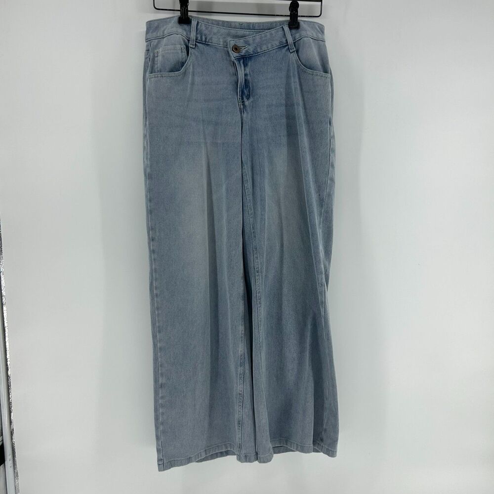Halara Flex Asymmetric Low Rise Wide Leg Jeans Women's M Baggy Light Wash Blue